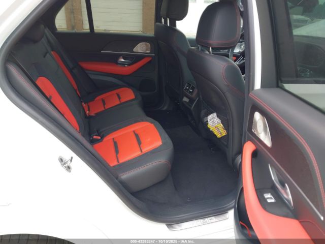 Mercedes-Benz GLE 4matic+ Image 15