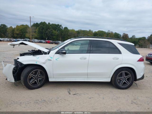 Mercedes-Benz GLE 4matic+ Image 16