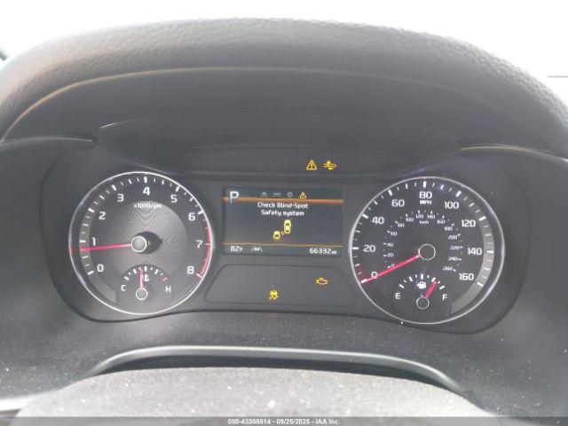 Kia Forte Lxs Image 4