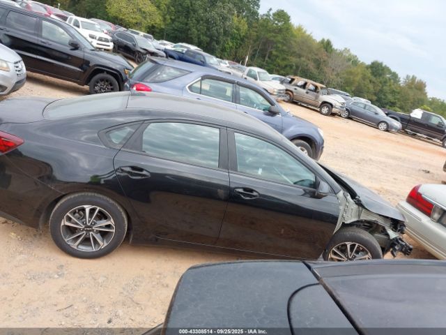 Kia Forte Lxs Image 11