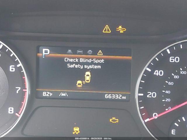 Kia Forte Lxs Image 12