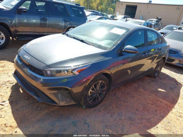 Kia Forte Lxs Image 8