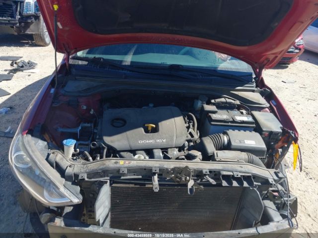 Hyundai ELANTRA Value Edition Image 14