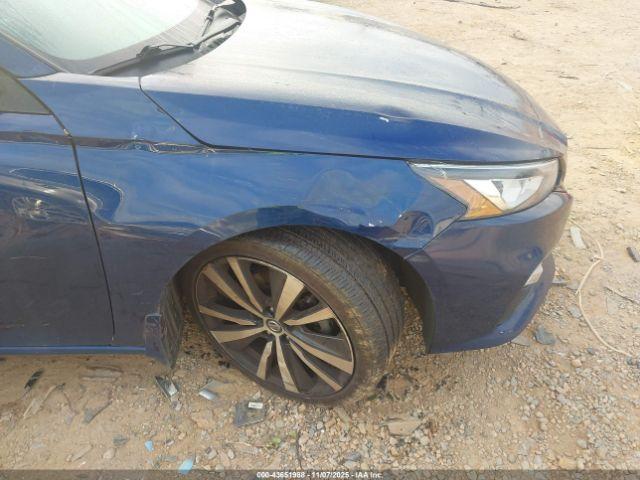 Nissan Altima Sr Fwd Image 5