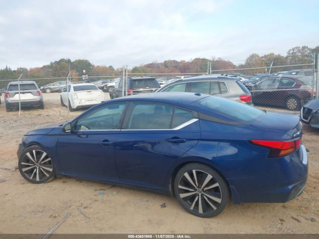 Nissan Altima Sr Fwd Image 15