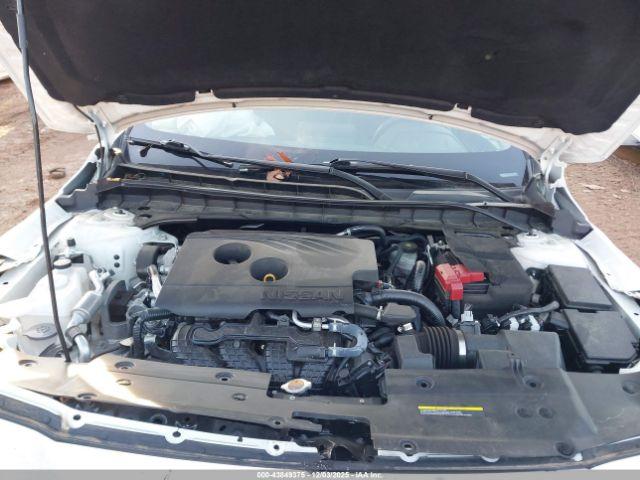 Nissan Altima 2.5 S Image 7