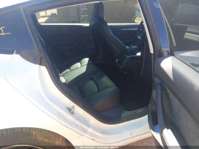 Tesla Model 3 Standard Range Plus Rear-wheel Drive Image 20