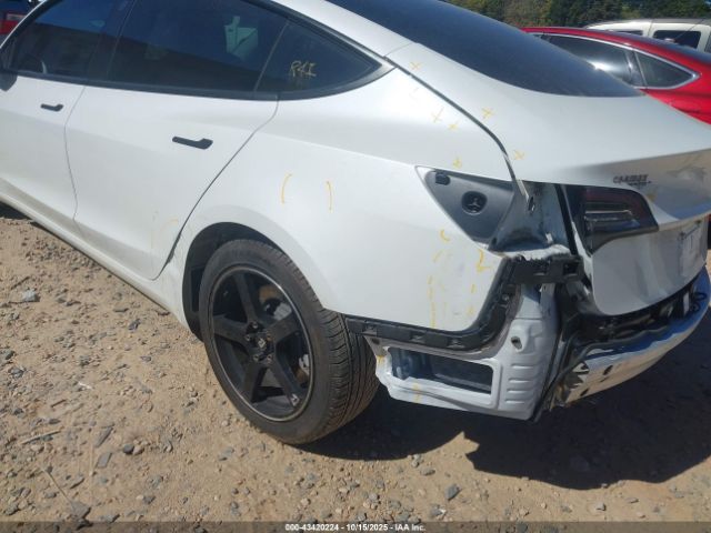 Tesla Model 3 Standard Range Plus Rear-wheel Drive Image 5