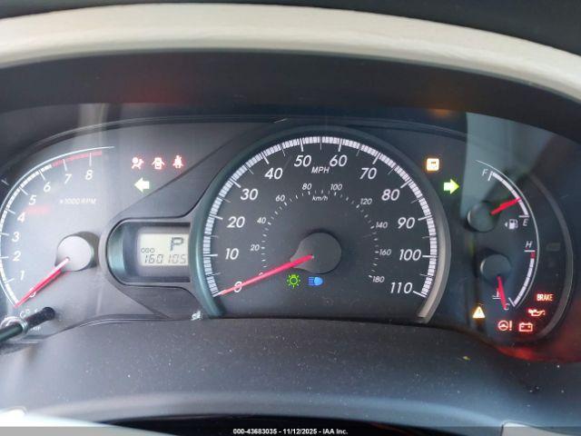 Toyota Sienna Le V6 Image 16