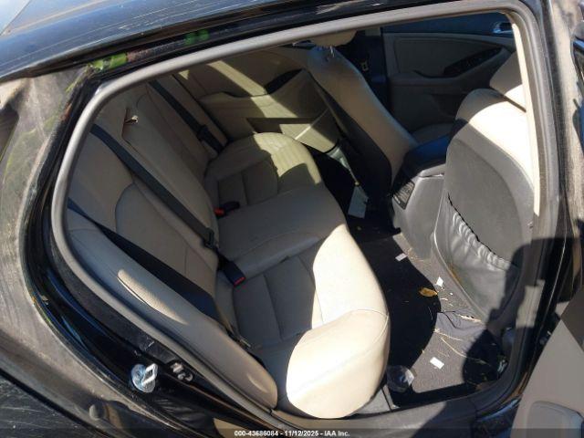 Kia Optima Ex Image 10