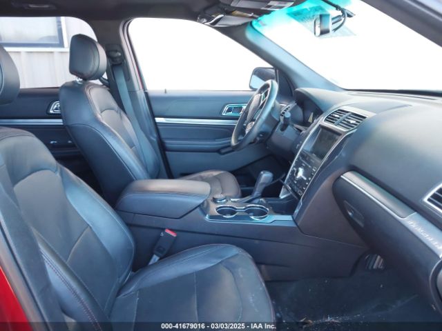 Ford Explorer Sport Image 9