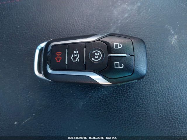 Ford Explorer Sport Image 16