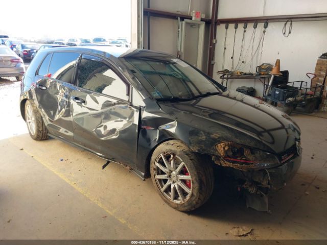 Volkswagen Golf Image 1