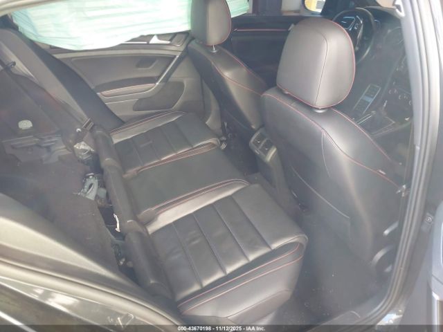 Volkswagen Golf Image 9