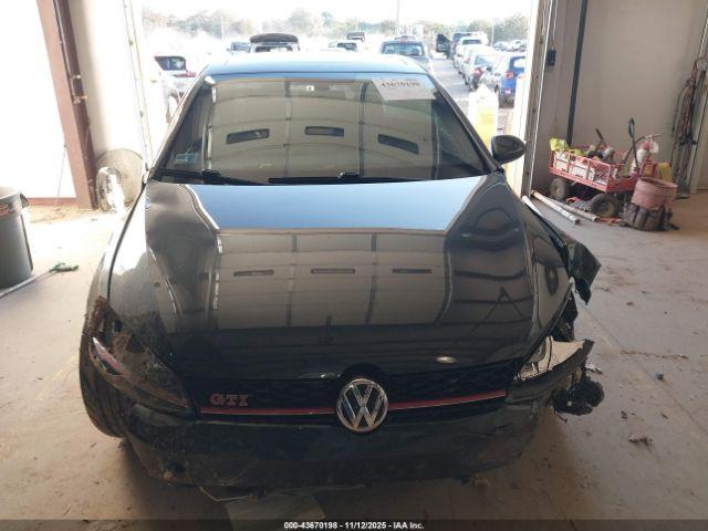 Volkswagen Golf Image 3