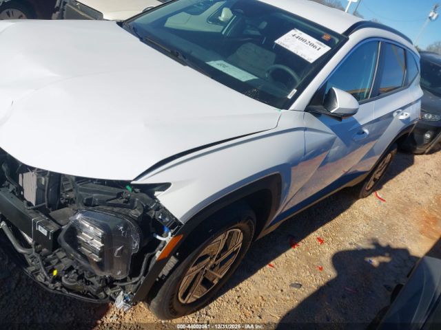 Hyundai TUCSON Blue Image 2