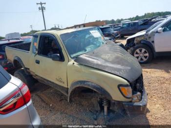  Salvage Toyota Tacoma