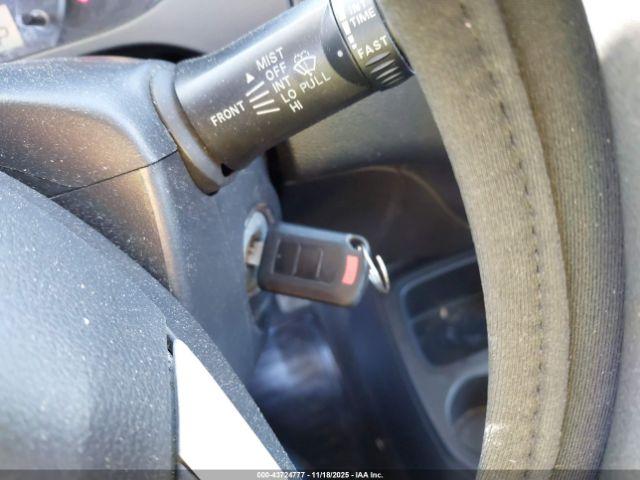 Mitsubishi Mirage Es Image 6