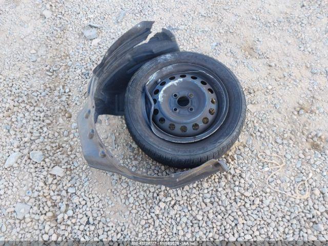 Mitsubishi Mirage Es Image 9