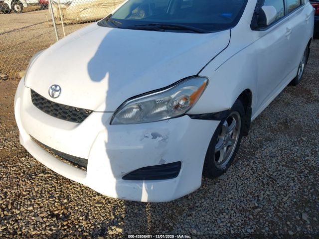 Toyota Matrix Image 5