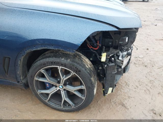 BMW X Series Xdrive50i Image 10