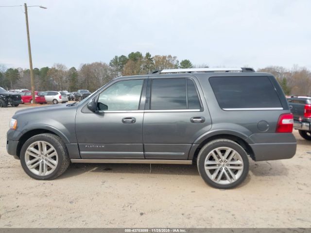 Ford Expedition Platinum Image 4