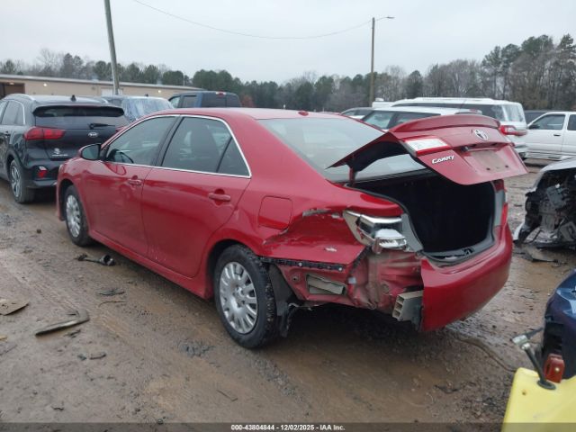 Toyota Camry Se Image 2