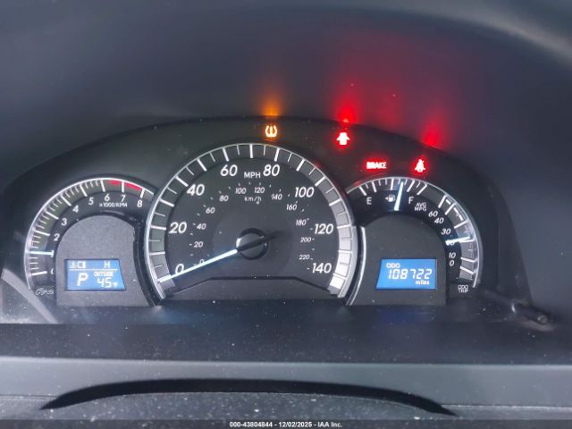 Toyota Camry Se Image 6