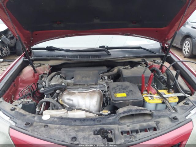 Toyota Camry Se Image 9