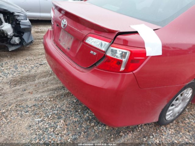 Toyota Camry Se Image 7