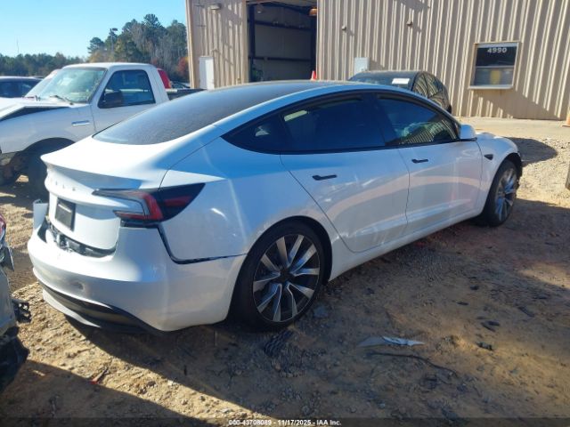 Tesla Model 3 Image 6