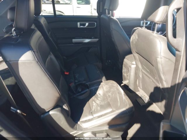 Ford Explorer Xlt Image 13