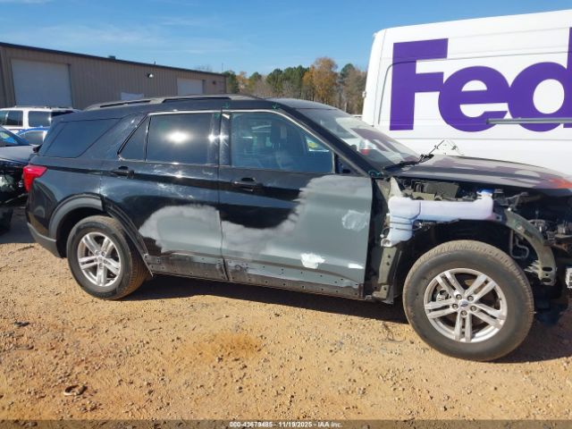 Ford Explorer Xlt Image 11