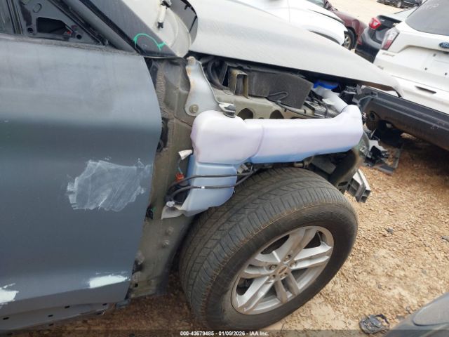 Ford Explorer Xlt Image 18