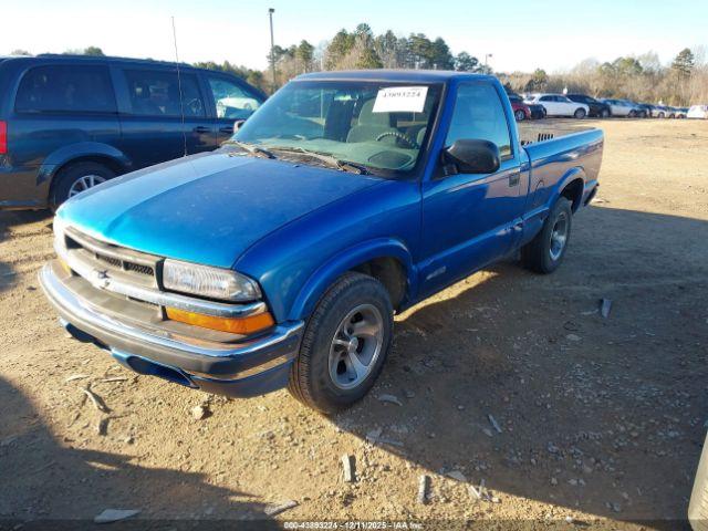 Chevrolet S-10 Ls Image 11