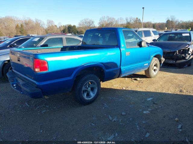 Chevrolet S-10 Ls Image 12