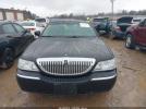 Lincoln Towncar Signature Limited Image 8