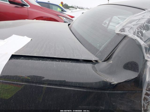 Lincoln Towncar Signature Limited Image 16