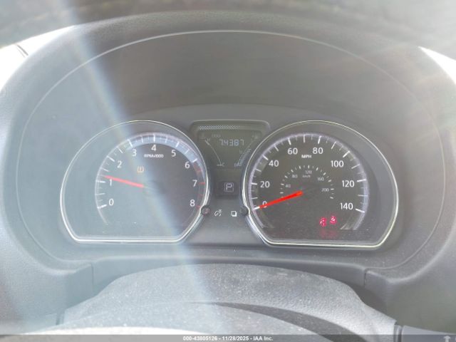 Nissan Versa 1.6 Sv Image 4