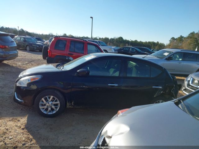 Nissan Versa 1.6 Sv Image 6