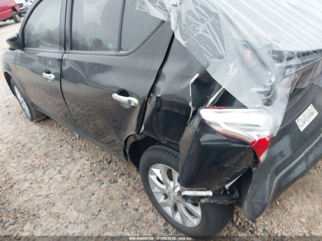 Nissan Versa 1.6 Sv Image 8