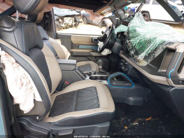 Ford Bronco Wildtrak Image 3