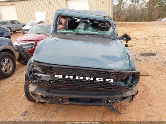 Ford Bronco Wildtrak Image 9