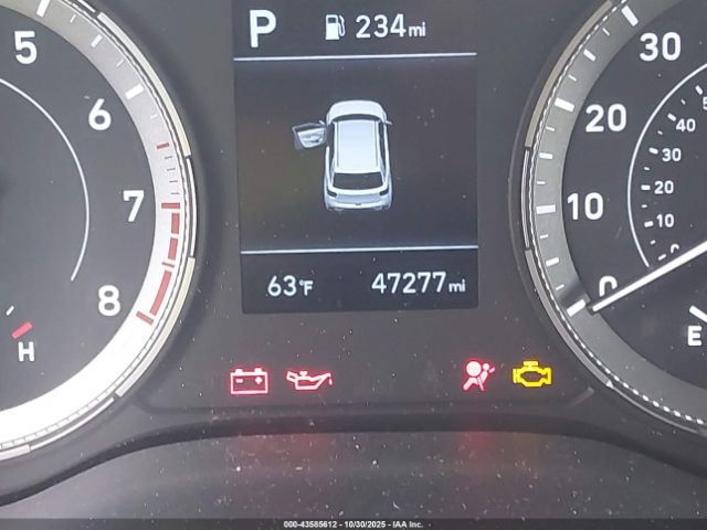 Hyundai VENUE Limited Image 13