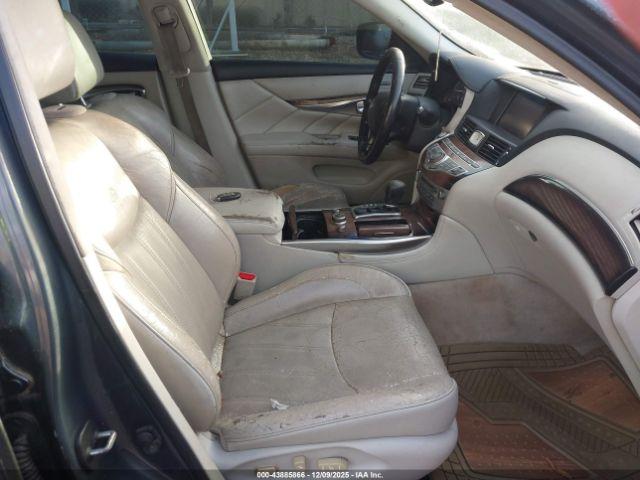 INFINITI M37x Image 4