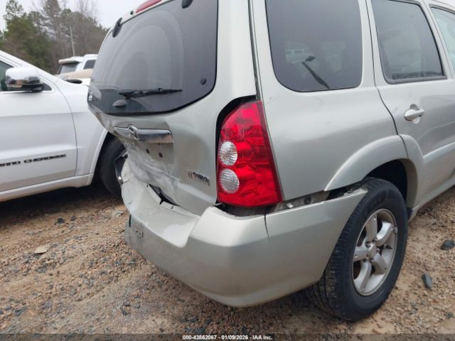 Mazda Tribute S Image 15