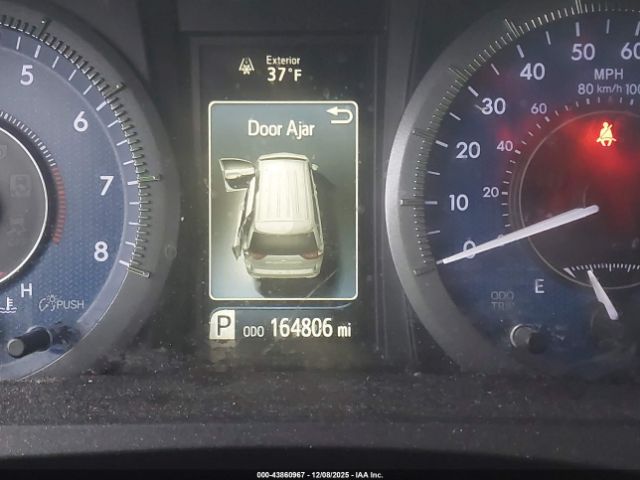 Toyota Sienna Xle 8 Passenger Image 12