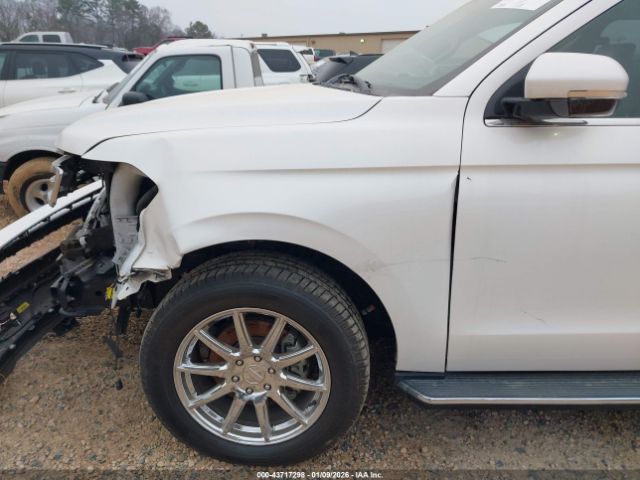 Ford Expedition Xlt Image 18