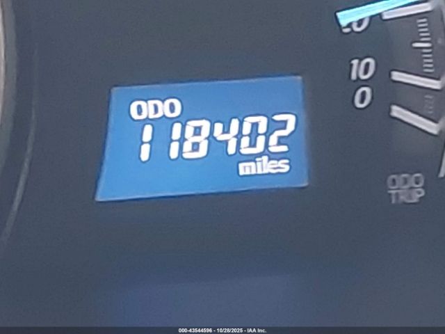 Toyota Camry Se Image 12