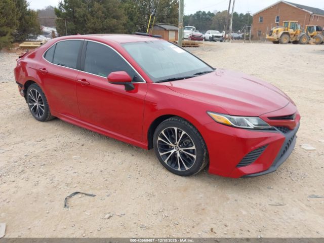 Toyota Camry Se Image 1